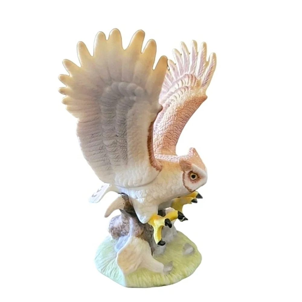 Vintage Royal Heritage Owl